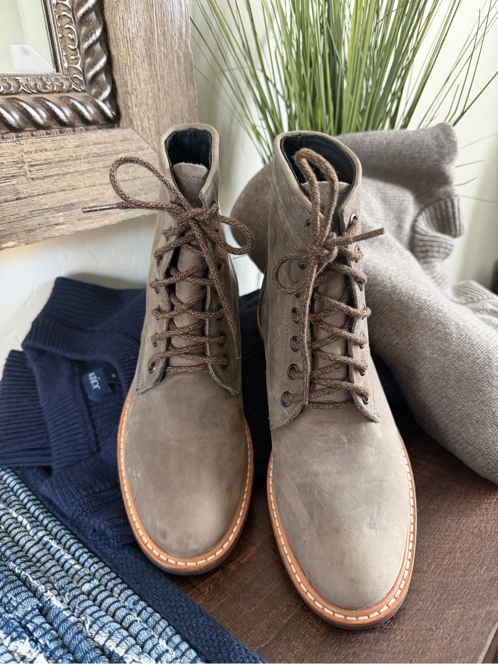 Nisolo Leather Lace Up Amelia Boots Taupe Gray Size 6.5